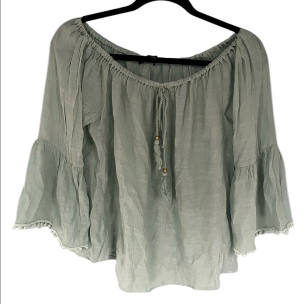 Sage green top (Medium)🌱